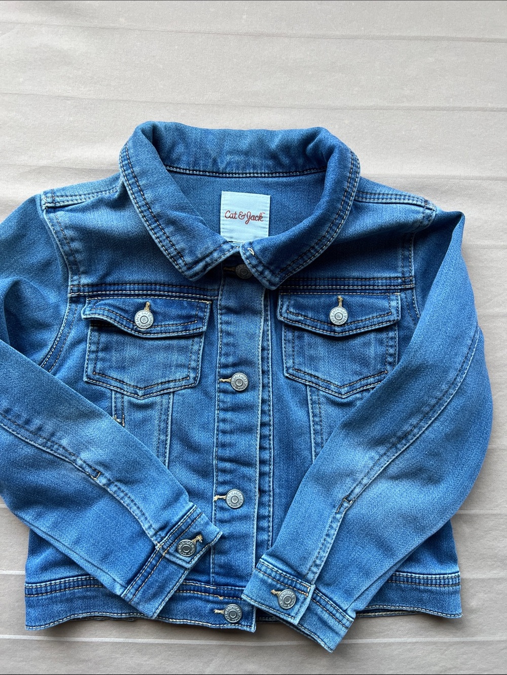 Cat & Jack spandex 5T Jean jacket with snaps medium blue